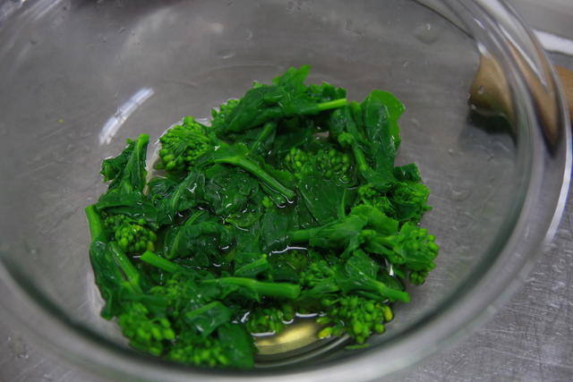 菜の花のサーモン巻き 野菜のおかず 田村隆のあなたも作れる本格和食 Epirecipe エピレシピ